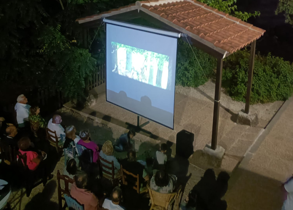 la casica bienservida 1