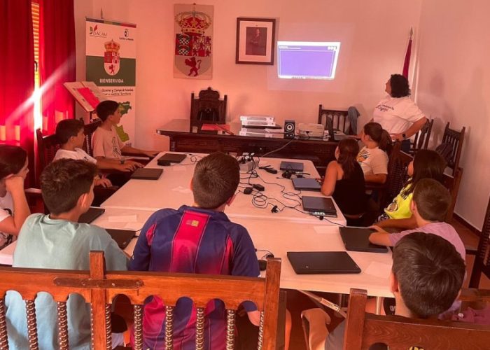 Finaliza el Campus Digital para Jovenes